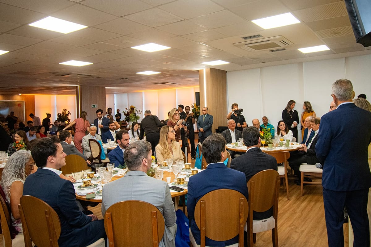 Agenda Bahia 2026 reúne empresários e autoridades em café de networking