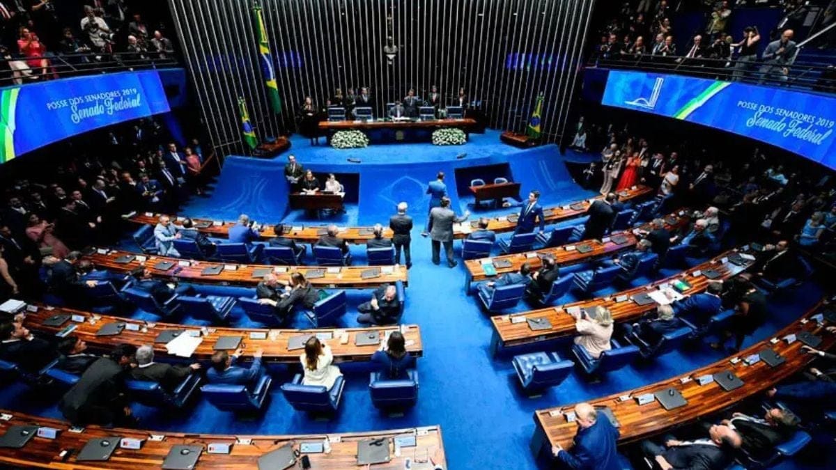 Suplente de senador ganha R$ 46,3 mil? Entenda como é escolhido e quando assume