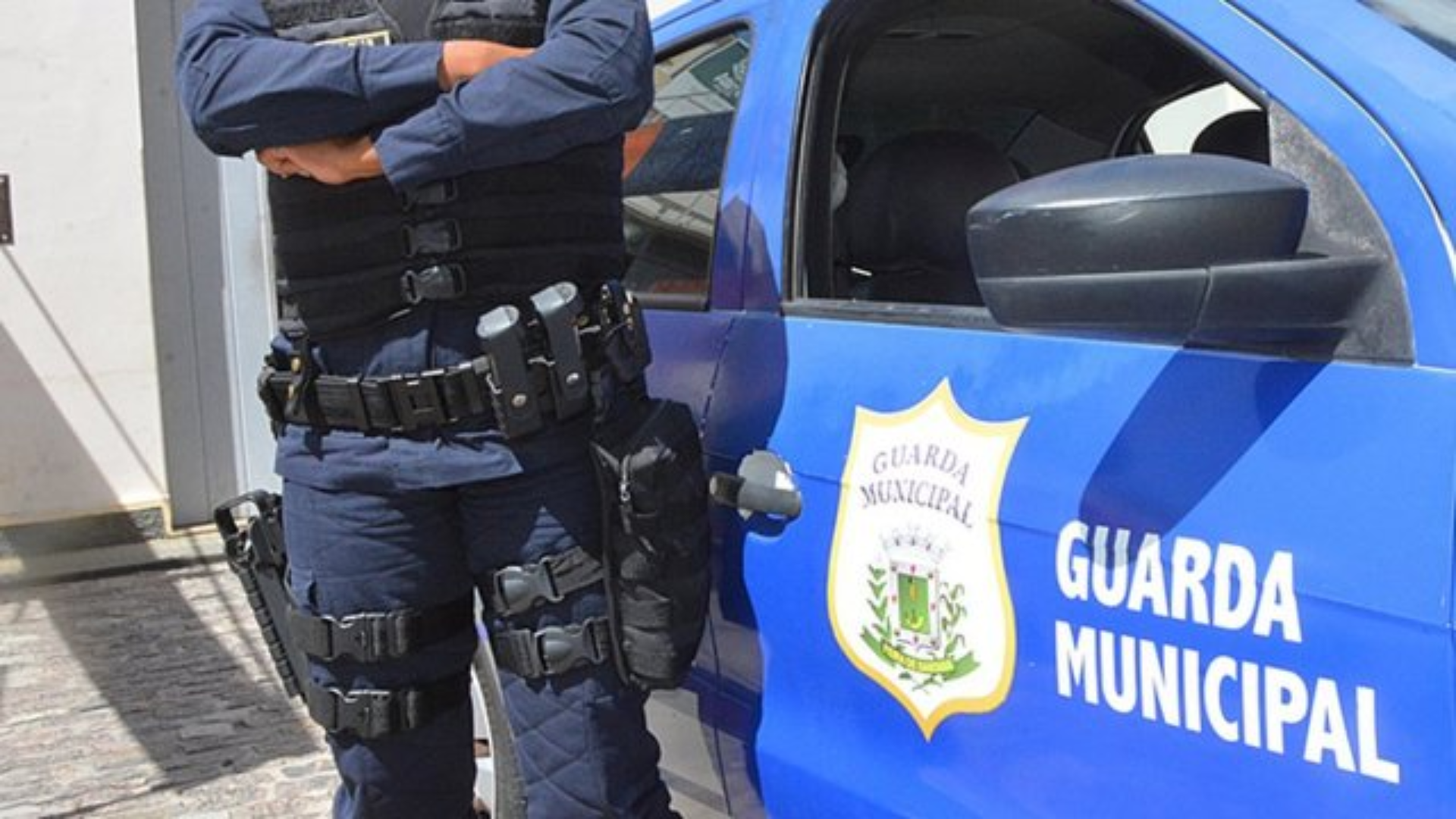 Proposta prevê que guardas municipais aposentados de todo o país mantenham a arma de serviço