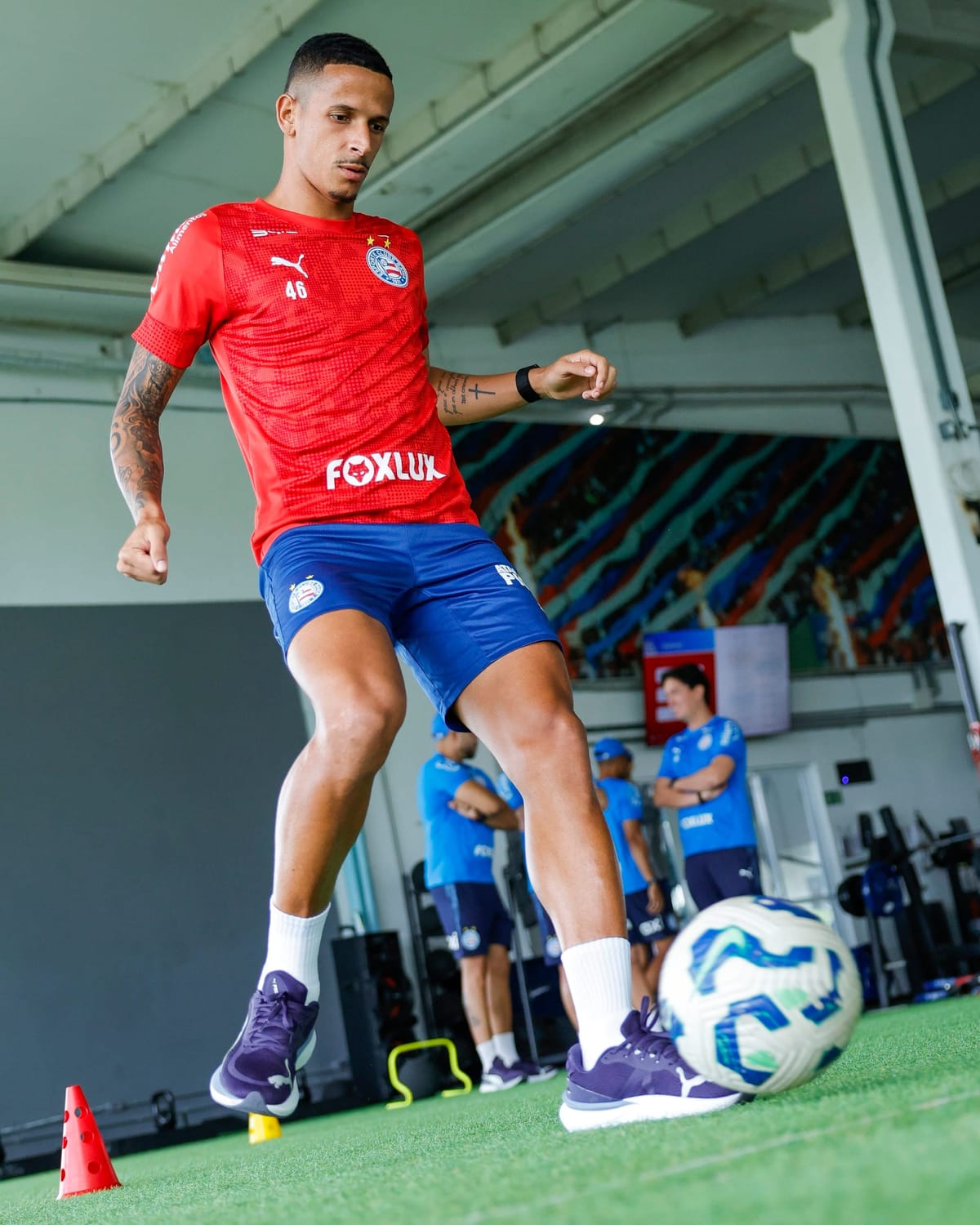 Treino do Bahia tem ajustes táticos de Rogério Ceni e trabalho físico para Luciano Juba