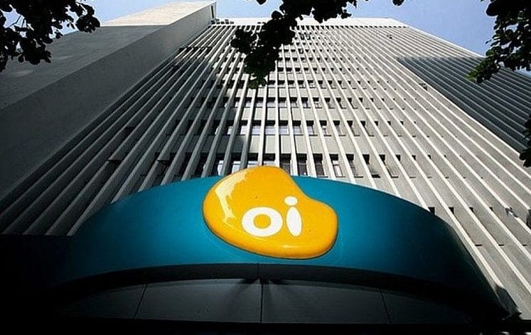Quem vai ficar com as linhas da Oi? Empresa recebe aval para assumir operação