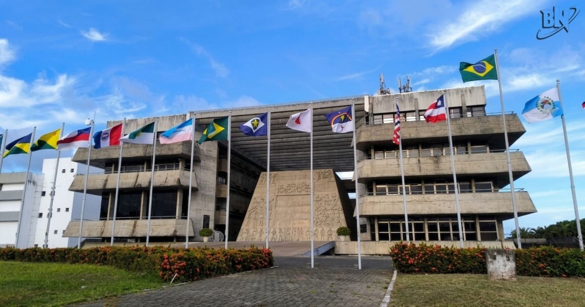 Entre projeções e disputas internas, partidos desenham futuro da AL-BA em 2026