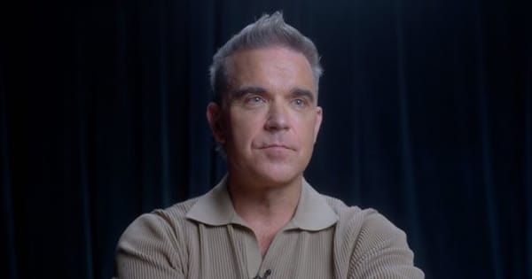 Robbie Williams, aos 52, revela autismo e diz que é 'passe livre para sair da prisão'