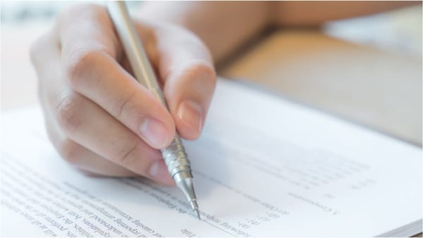 Prefeitura abre concurso público com vagas para Educação e salários de até R$ 7,3 mil