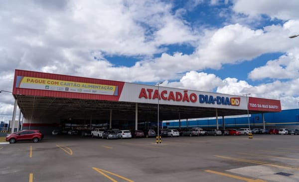 Da pequena mercearia de bairro ao atacarejo de R$ 6,6 bilhões com lojas em Salvador