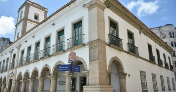 Após reunião de líderes tumultuada definir votação na última semana de eleição, sessão de segunda da CMS é cancelada