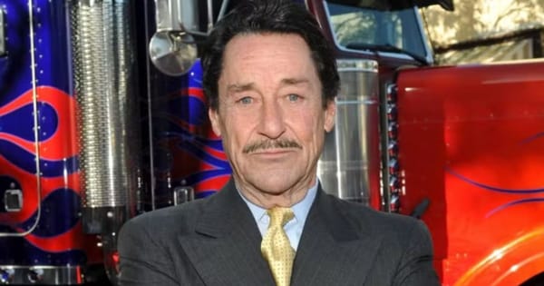 Morre Peter Cullen, a voz de Optimus Prime em 'Transformers', aos 85 anos