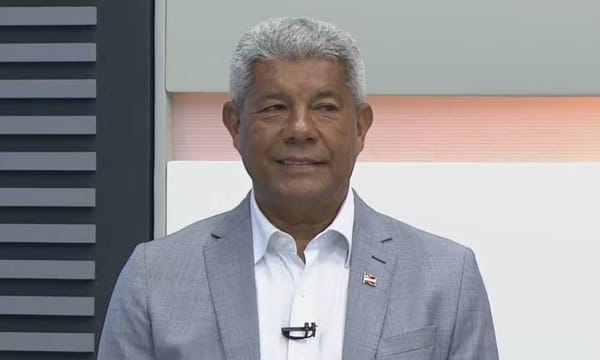 Jerônimo volta atrás, evita promessa de zerar fila da regulação, foge de compromisso contra violência e culpa prefeitos